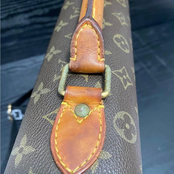 Louis Vuitton Briefcase ( Serviette ). - Picture 10 of 17